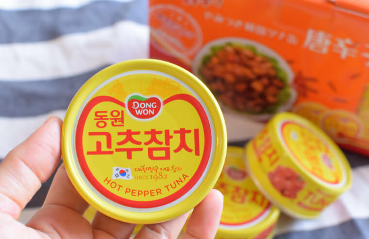 韓国唐辛子ツナ缶手のひらサイズ